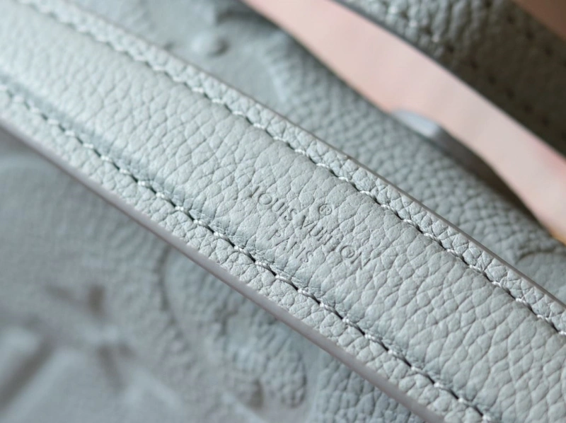 LV Satchel bags 4233H-1615