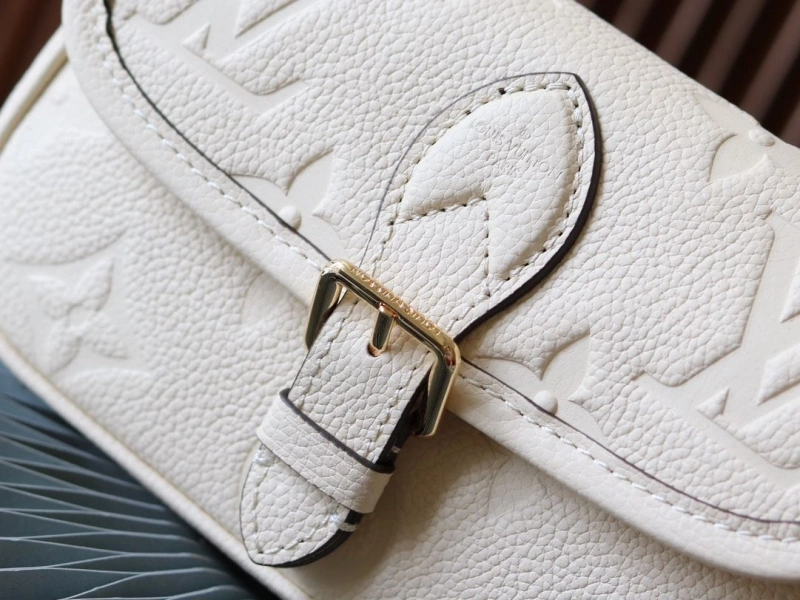 LV Satchel bags 4233H-1616