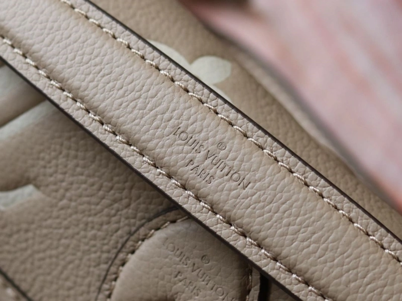 LV Satchel bags 4233H-1617