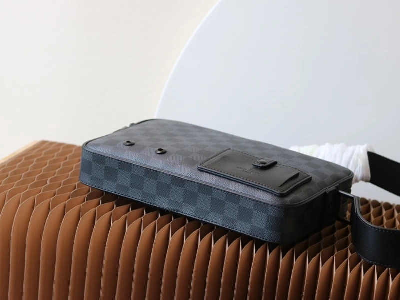 LV Satchel bags 4233H-1621