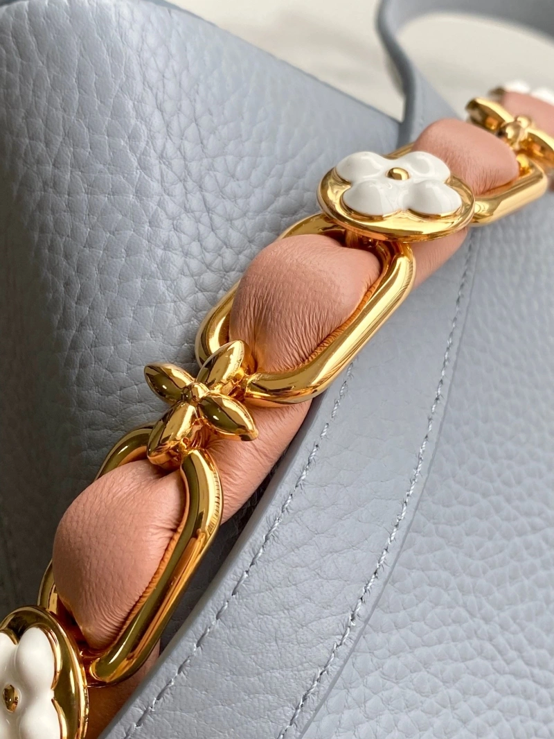 LV Capucines Bags 4233H-1690