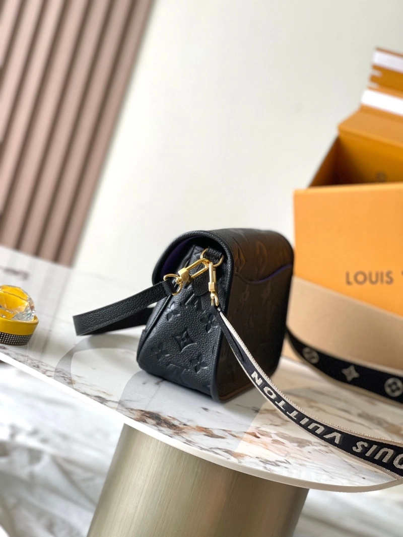 LV Satchel bags 4233H-1758