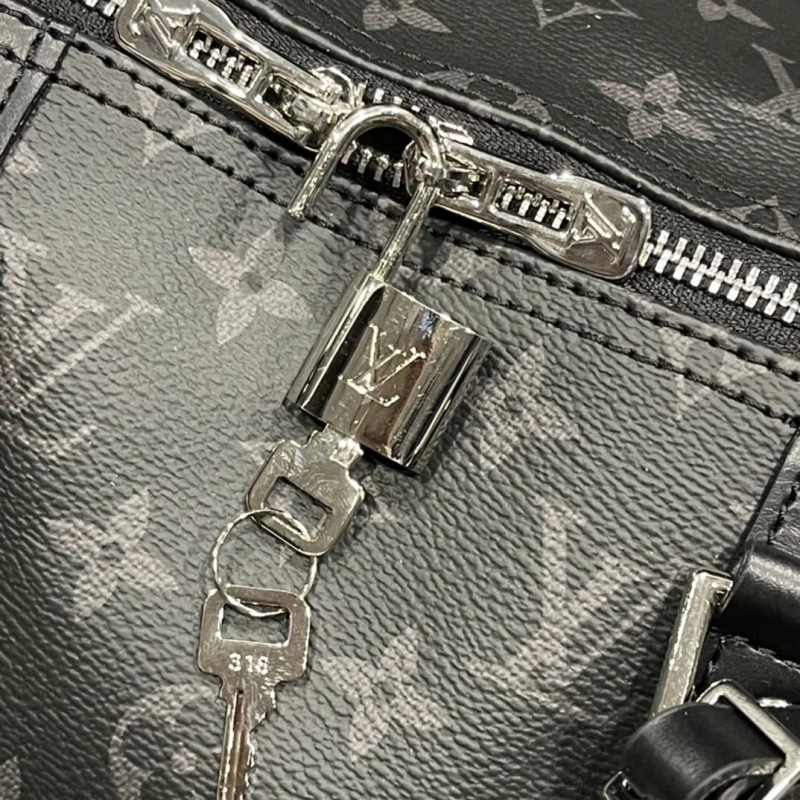 LV Travel Bags 4233H-1802