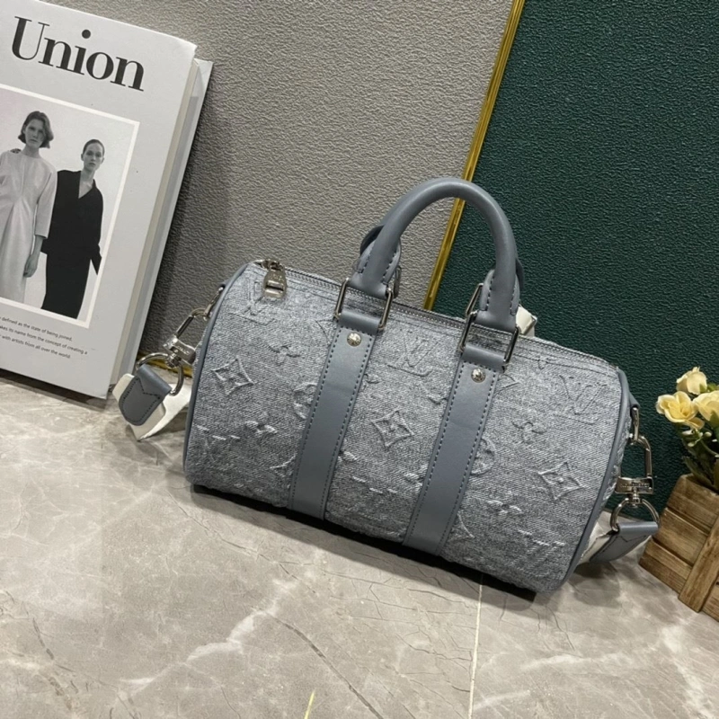 LV Travel Bags 4233H-1808