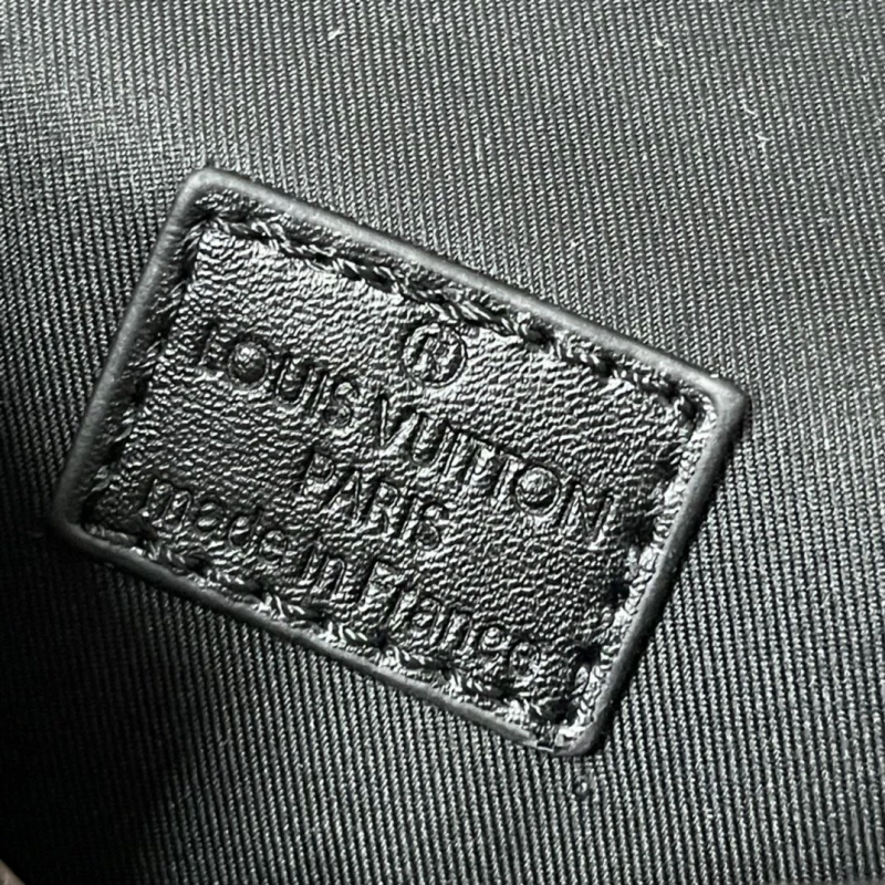 LV Mens Briefcases 4233H-1826