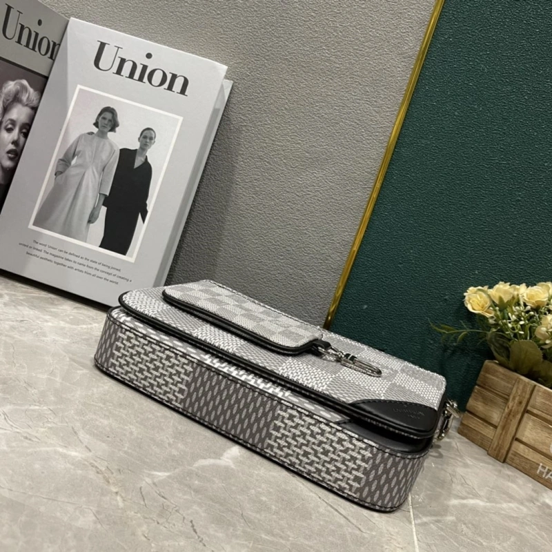 LV Satchel bags 4233H-1858