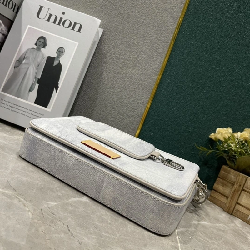 LV Satchel bags 4233H-1868