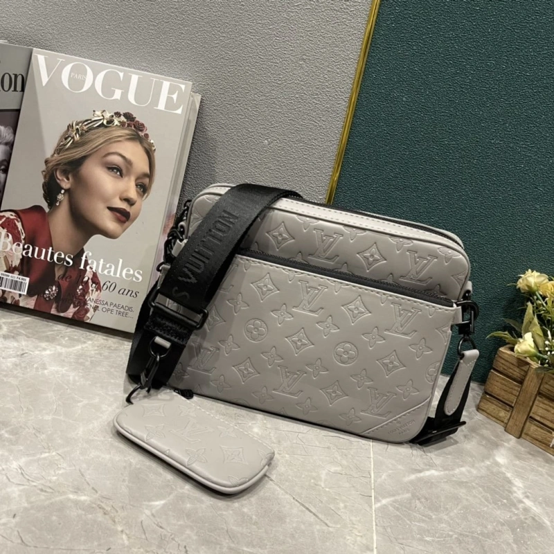 LV Satchel bags 4233H-1872