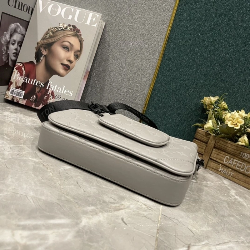 LV Satchel bags 4233H-1872