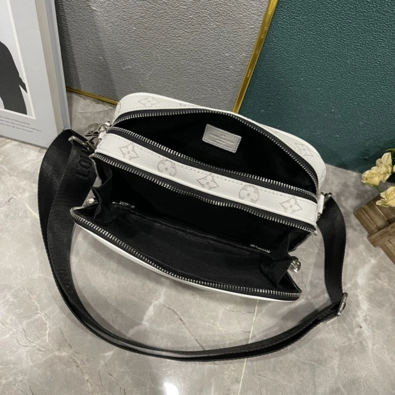 LV Satchel bags 4233H-1923