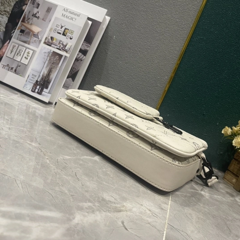 LV Satchel bags 4233H-1937