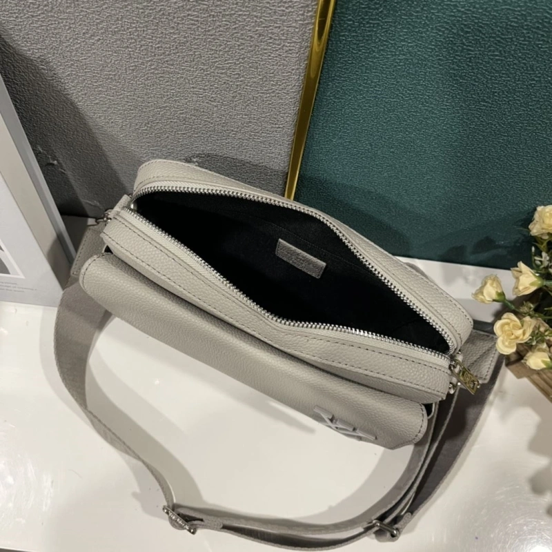 LV Satchel bags 4233H-1961