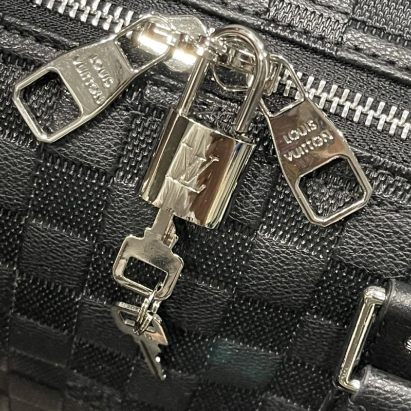LV Travel Bags 4233H-2005