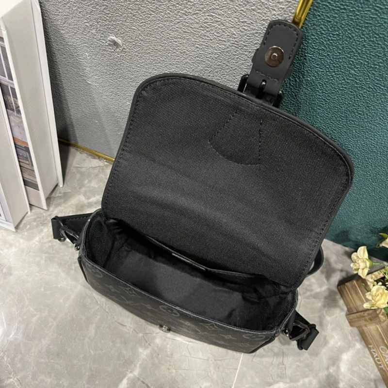 LV Satchel bags 4233H-2018