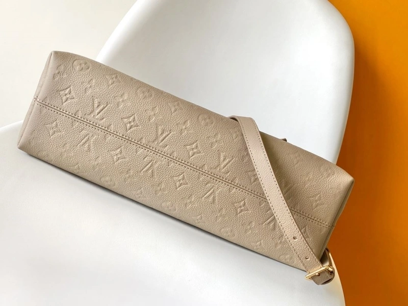 LV Shopping Bags 4233H-2084