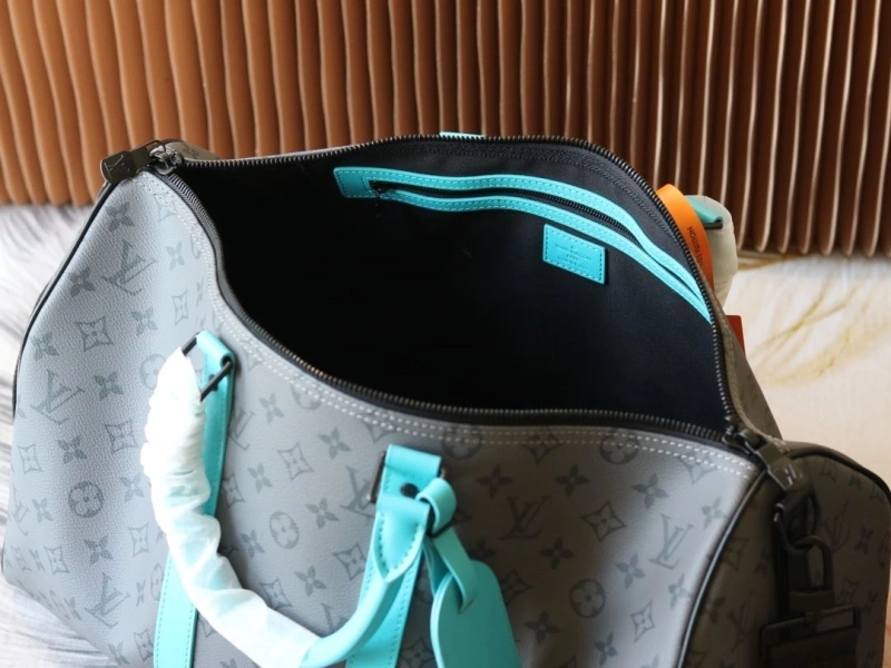 LV Travel Bags 4233H-2088