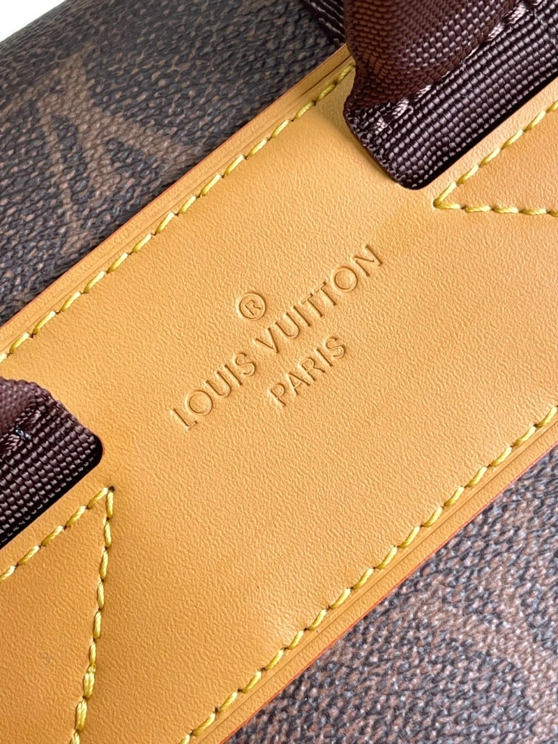 LV Backpacks 4233H-2112