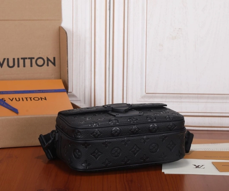 LV Satchel bags 4233H-2119