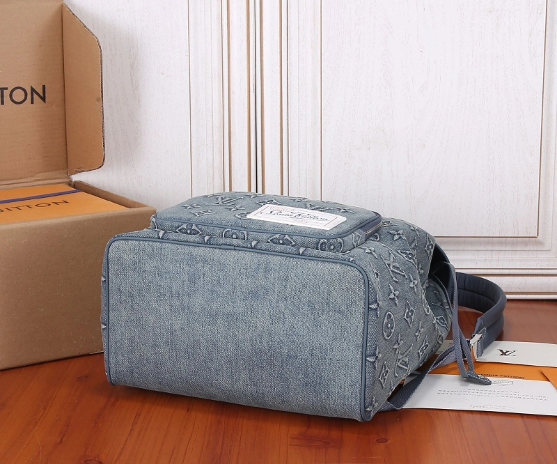 LV Backpacks 4233H-2146