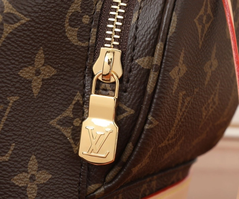LV Backpacks 4233H-2156