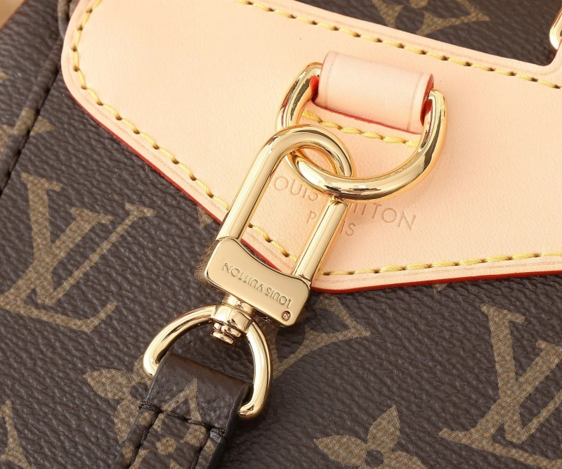 LV Backpacks 4233H-2157