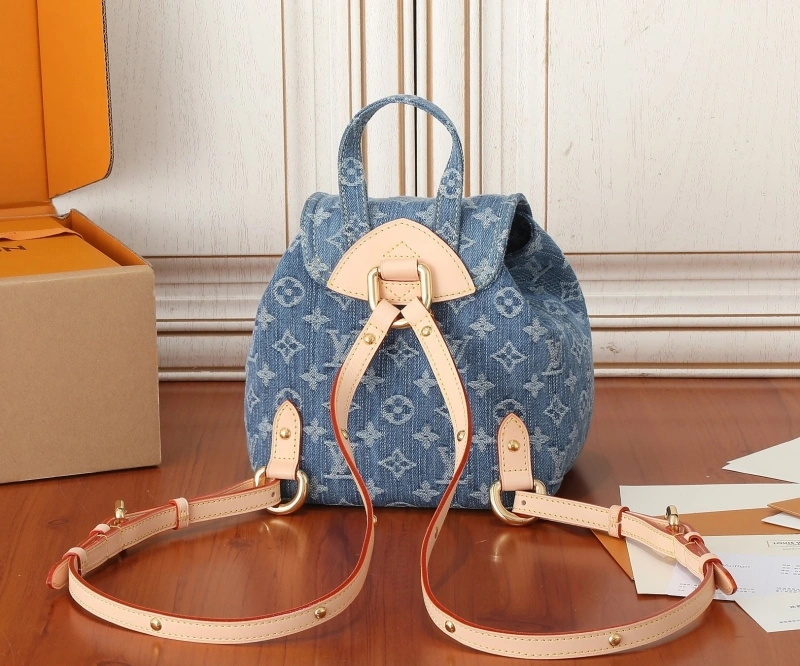 LV Backpacks 4233H-2172
