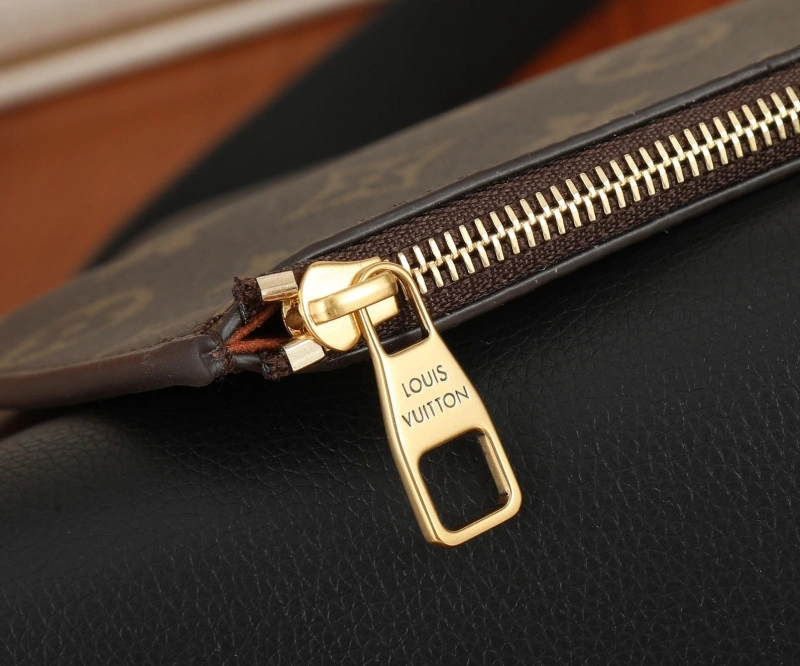 LV Shopping Bags 4233H-2197