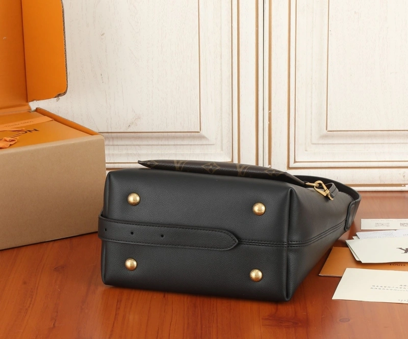 LV Shopping Bags 4233H-2197