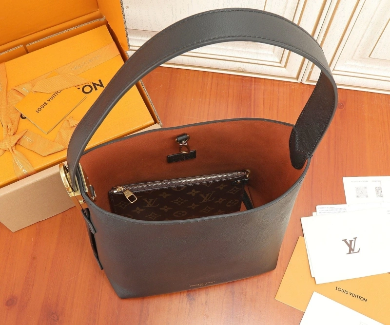 LV Shopping Bags 4233H-2197