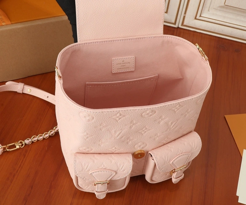 LV Backpacks 4233H-2219