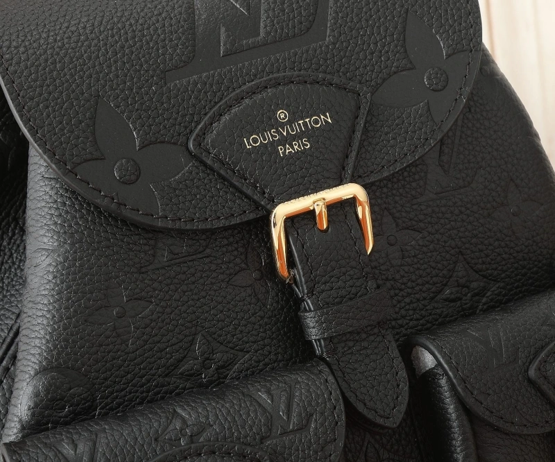 LV Backpacks 4233H-2220