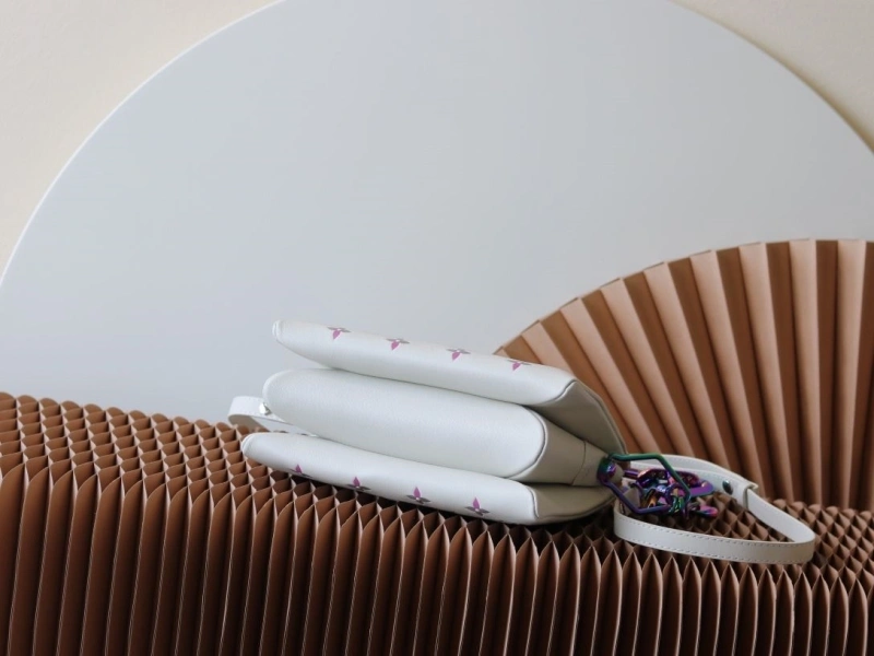 LV Satchel bags 4233H-2221