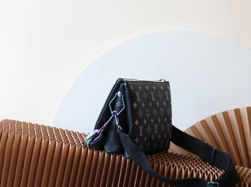 LV Satchel bags 4233H-2222