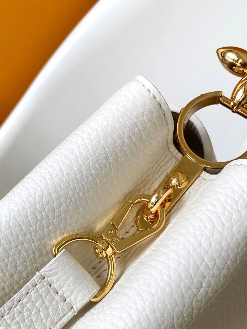 LV Capucines Bags 4233H-2226