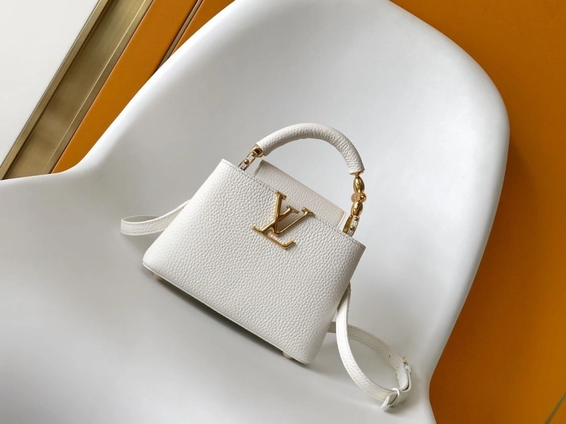 LV Capucines Bags 4233H-2227