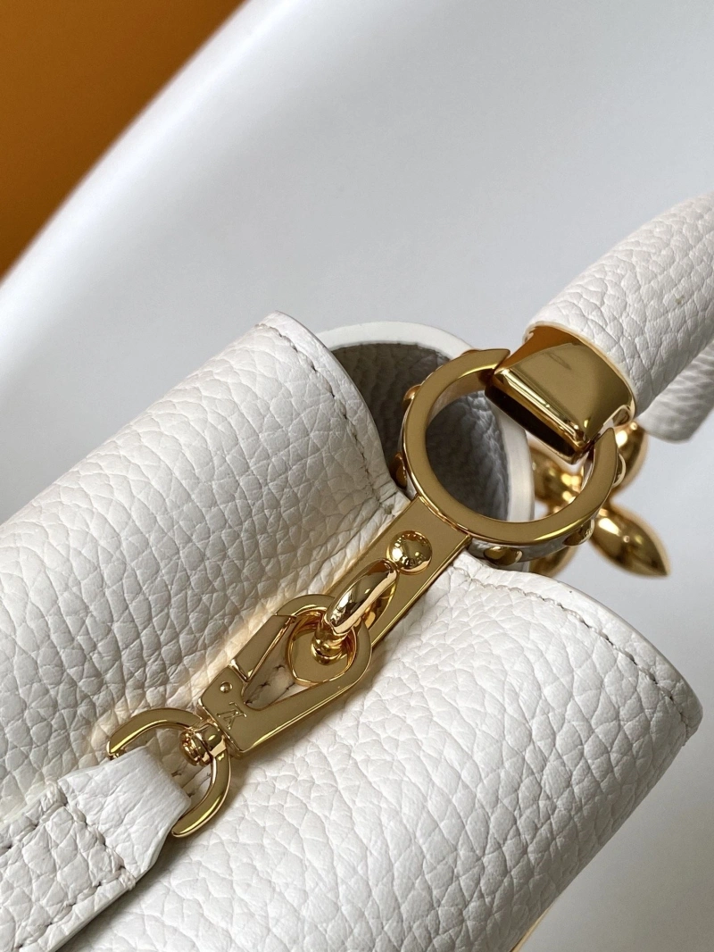 LV Capucines Bags 4233H-2227