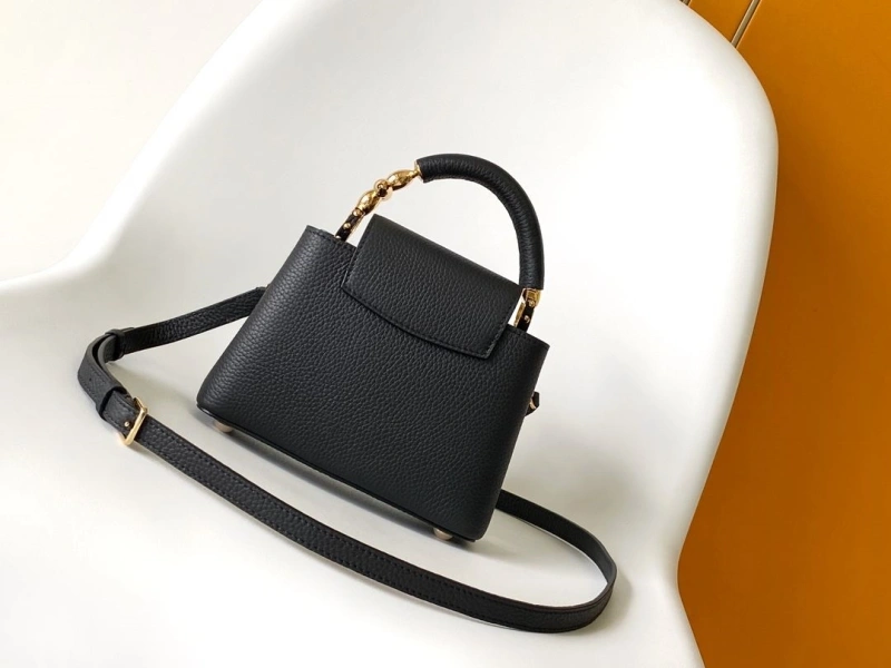 LV Capucines Bags 4233H-2229