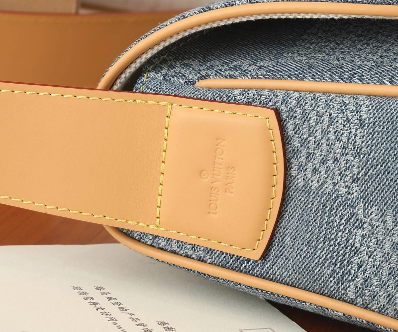 LV Satchel bags 4233H-2283