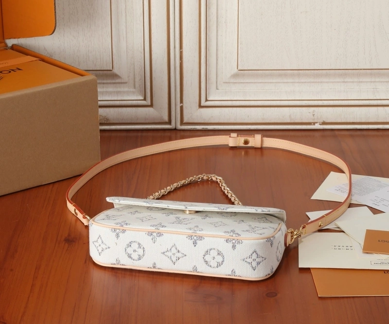 LV Satchel bags 4233H-2294