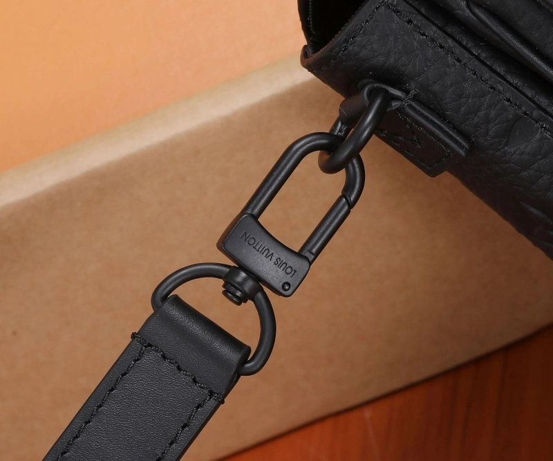 LV Satchel bags 4233H-2322