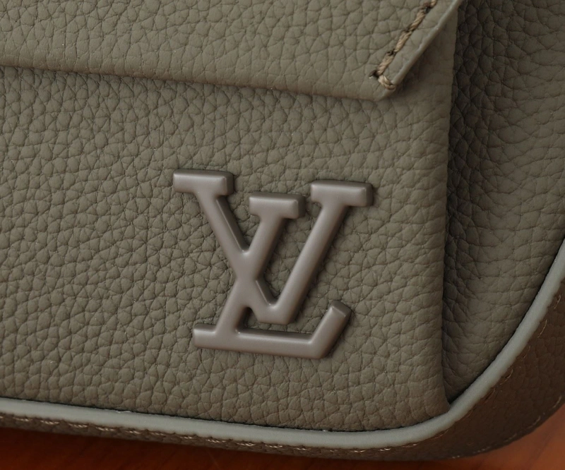 LV Satchel bags 4233H-2330
