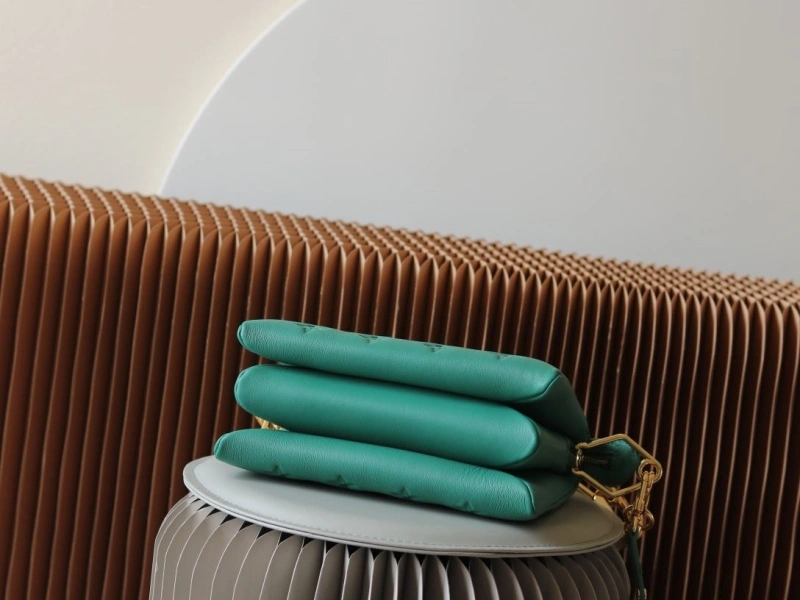 LV Satchel bags 4233H-2373