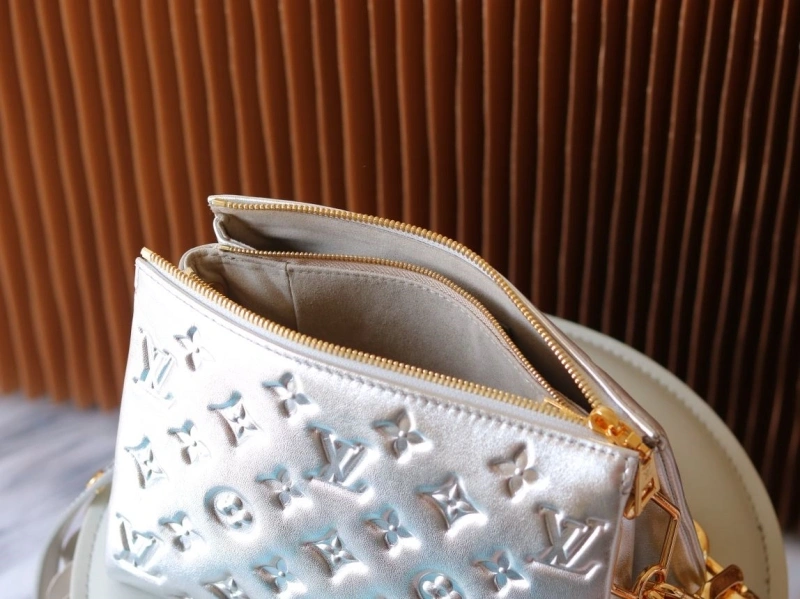 LV Satchel bags 4233H-2376