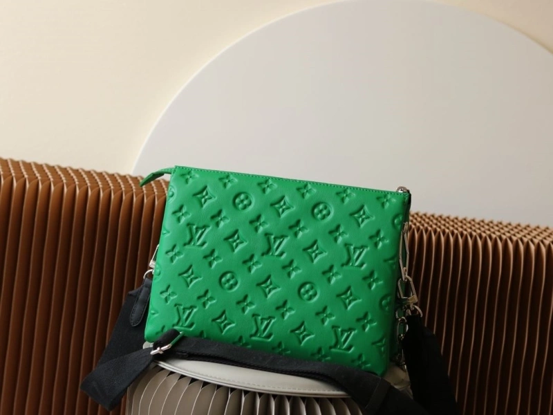 LV Satchel bags 4233H-2391