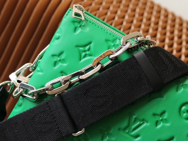 LV Satchel bags 4233H-2391