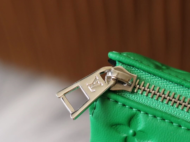 LV Satchel bags 4233H-2391