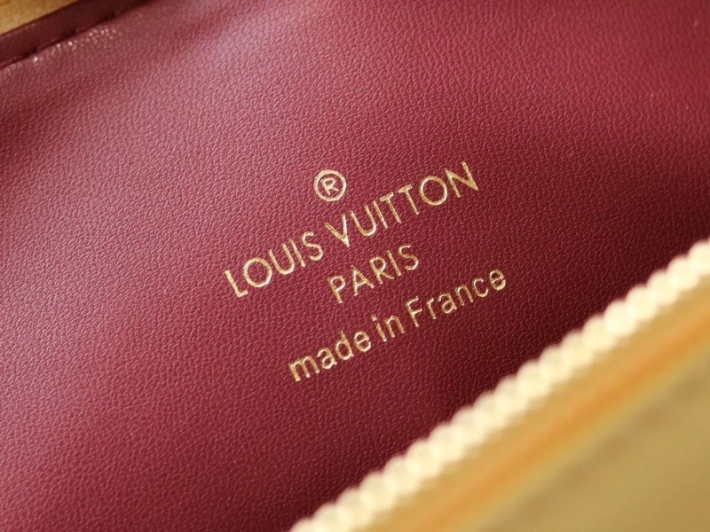 LV Satchel bags 4233H-2401