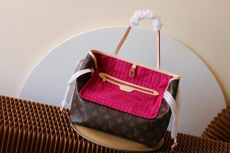 LV Shopping Bags 4233H-2412