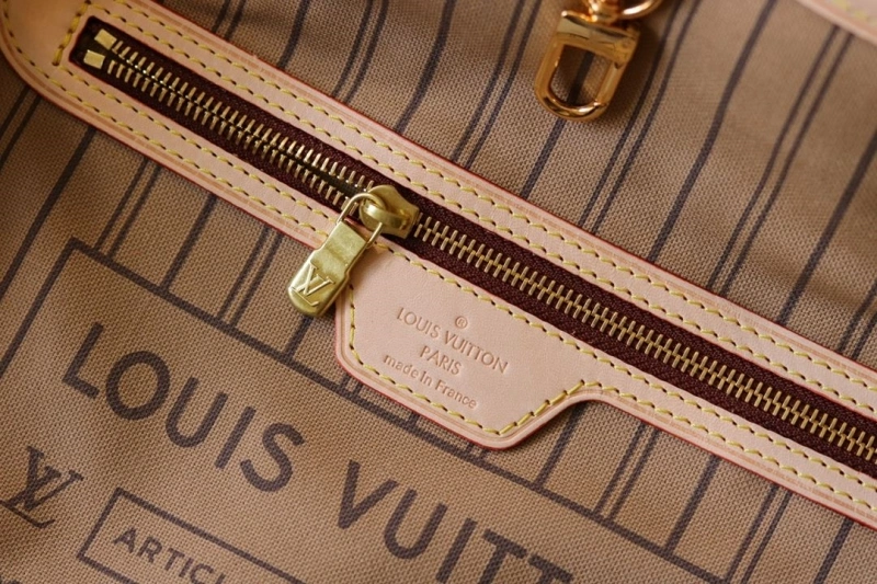 LV Shopping Bags 4233H-2413