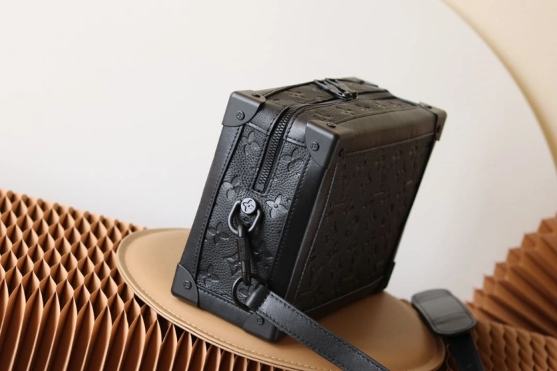 LV Box Bags 4233H-2443